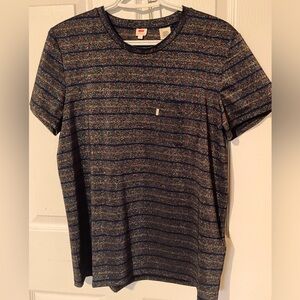 Women’s LEVI’s Top size L